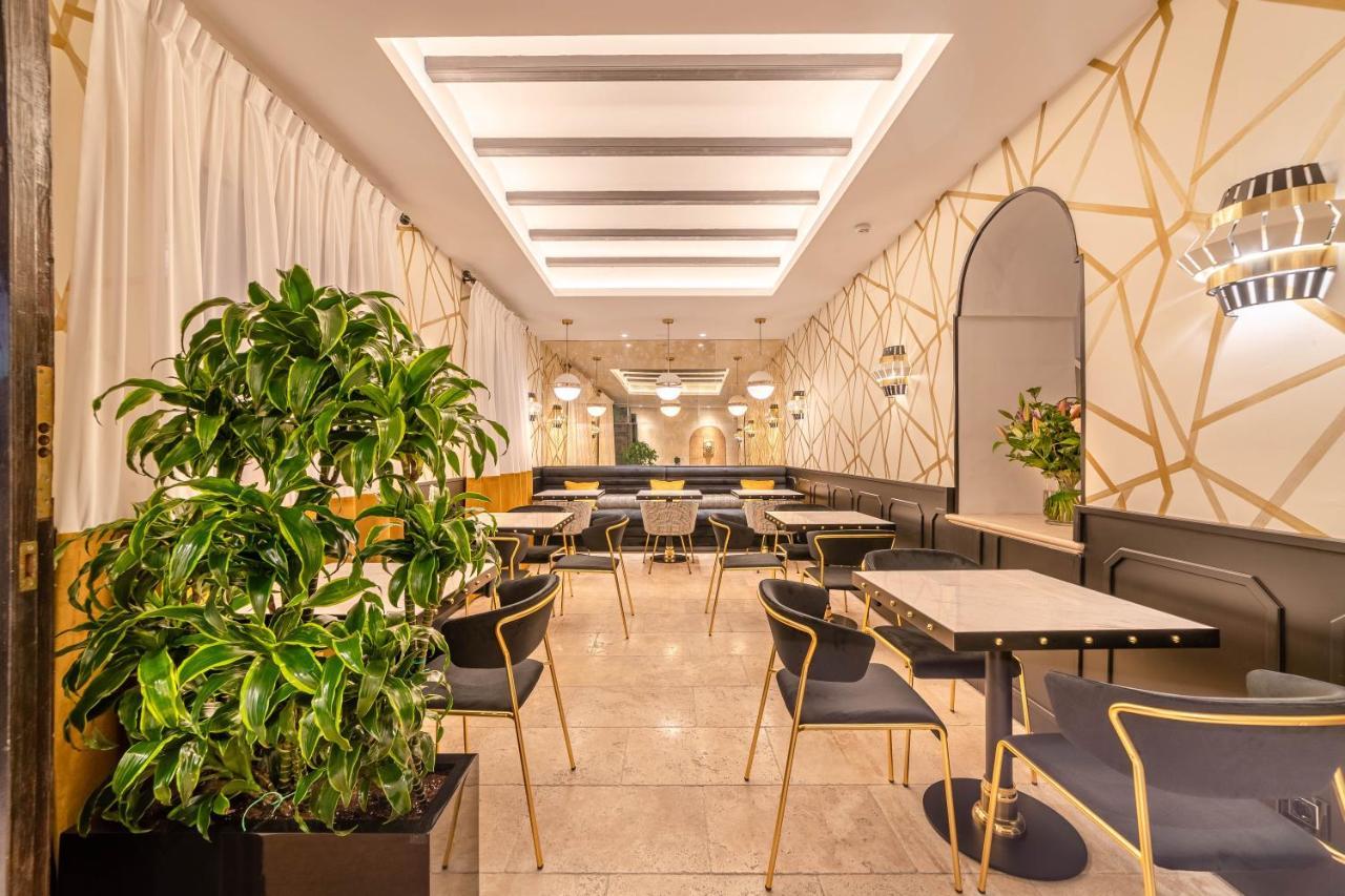 Hotel Claude Marbella Buitenkant foto